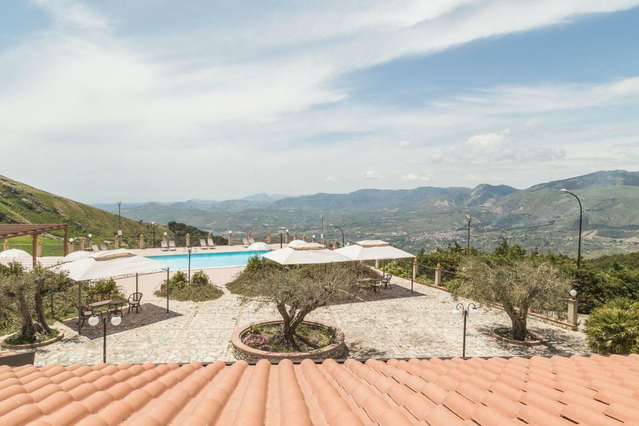 Pigna D'Oro Country Hotel Santo Stefano Quisquina Exterior foto