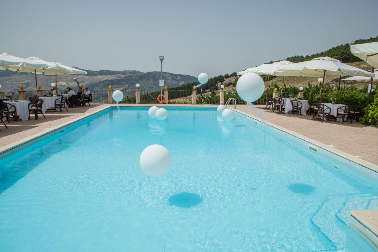 Pigna D'Oro Country Hotel Santo Stefano Quisquina Exterior foto